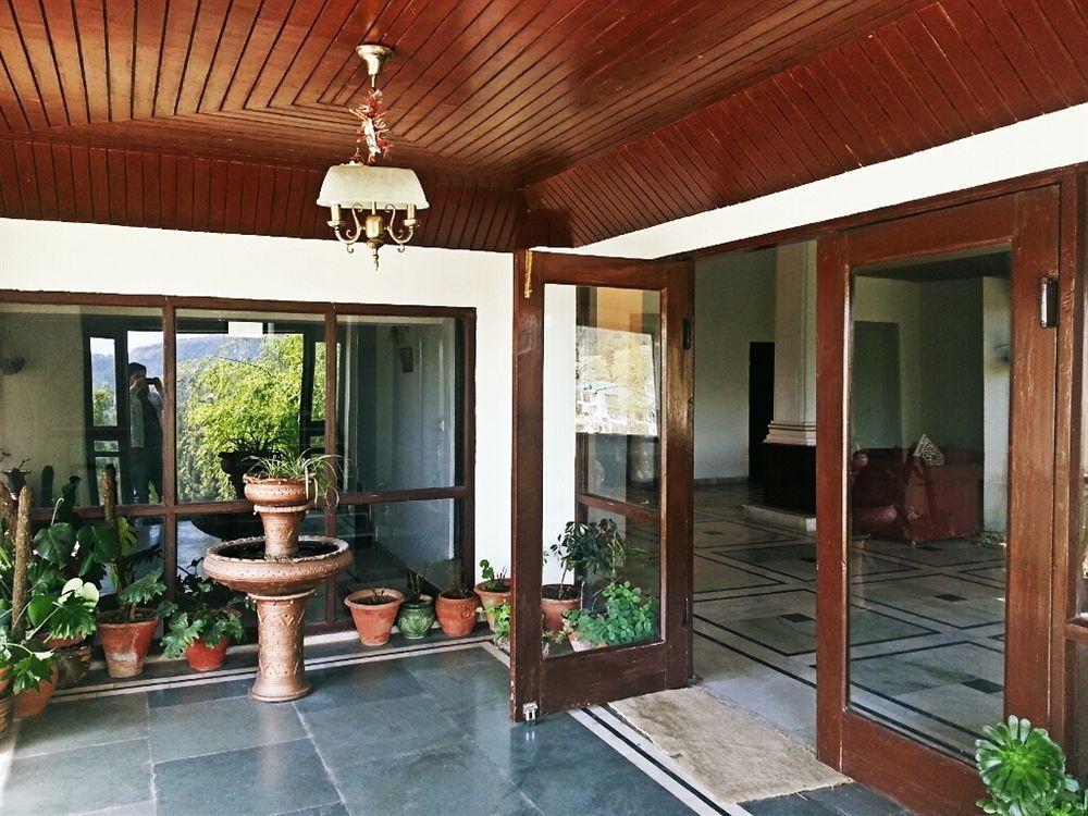 Royal Jardin Whistling Pines Resort Шімла Екстер'єр фото